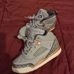Air Jordan Grey and Bronze Spizike GT Toddler Sneakers 9C